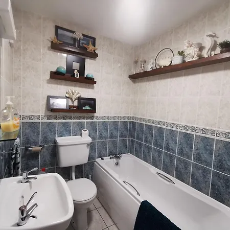 Apartment Seashell Cove Luxurious Sea View Free Wifi Netflix Sleeps 5 *