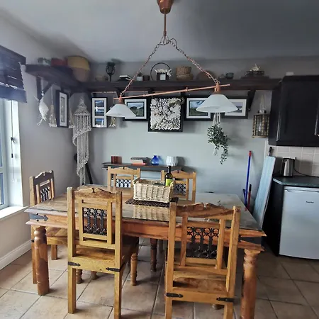 Seashell Cove Luxurious Sea View Free Wifi Netflix Sleeps 5 Apartmán