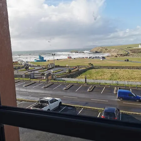 Seashell Cove Luxurious Sea View Free Wifi Netflix Sleeps 5 Lägenhet *