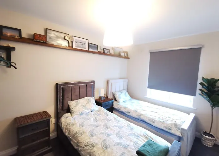 Seashell Cove Luxurious Sea View Free Wifi Netflix Sleeps 5 *